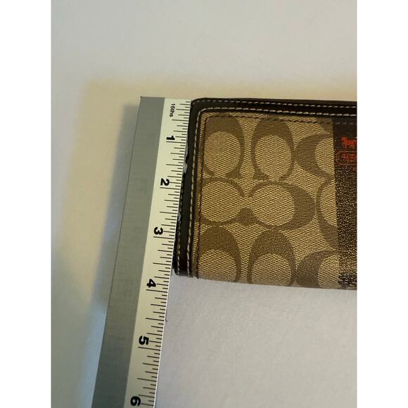Coach Logo Signature Brown Zip Around Rectangle Wallet Credit Cards Coin Pocket - Picture 6 of 8